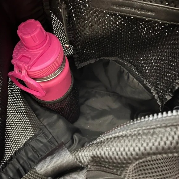 🍋Black Lululemon Tote/gym Bag - Picture 3 of 11